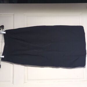 Anne Klein pleated 100% wool lined skirt with pockets